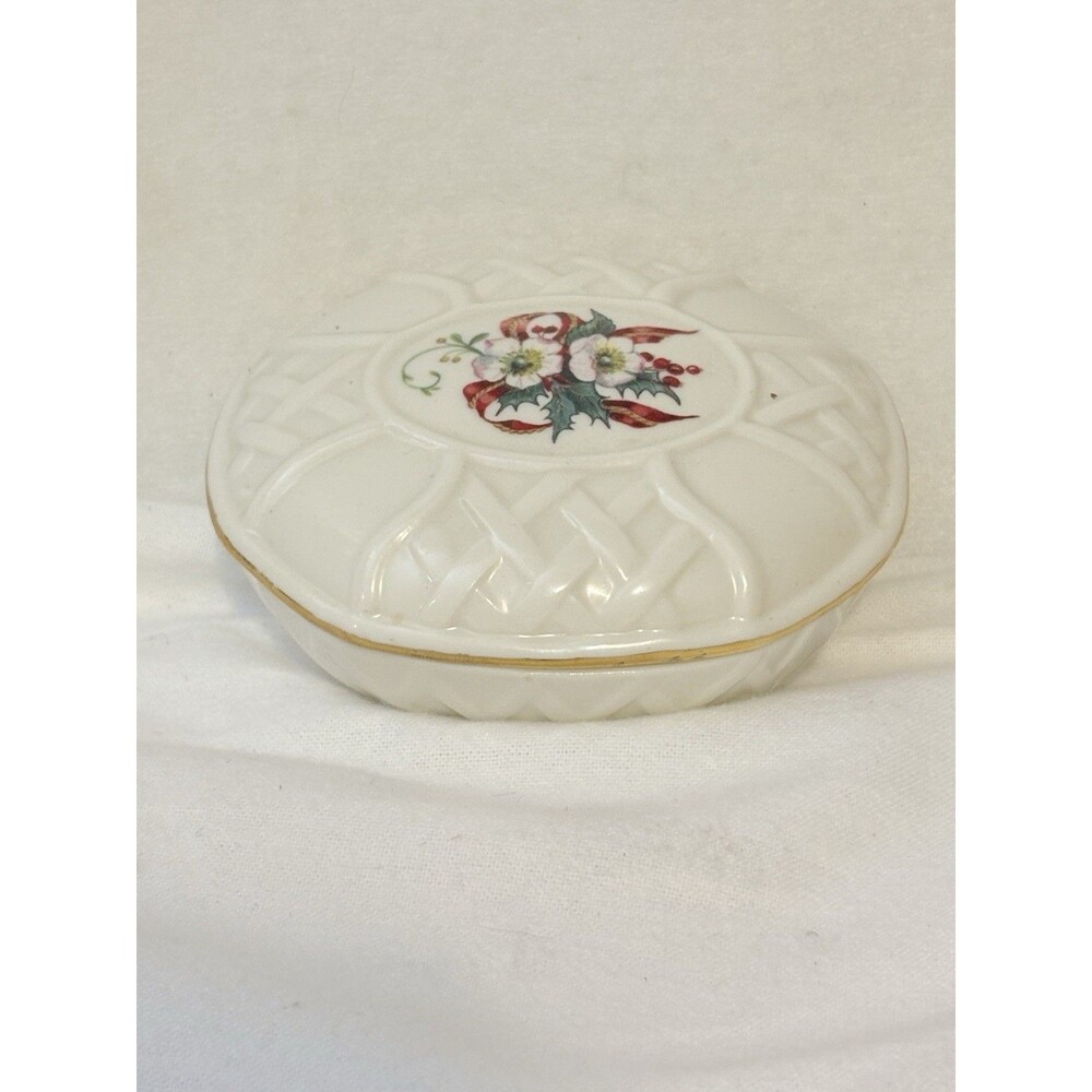 Belleek China Winter Rose Oval Covered Trinket Box Basketweave 8th Mark Mint
